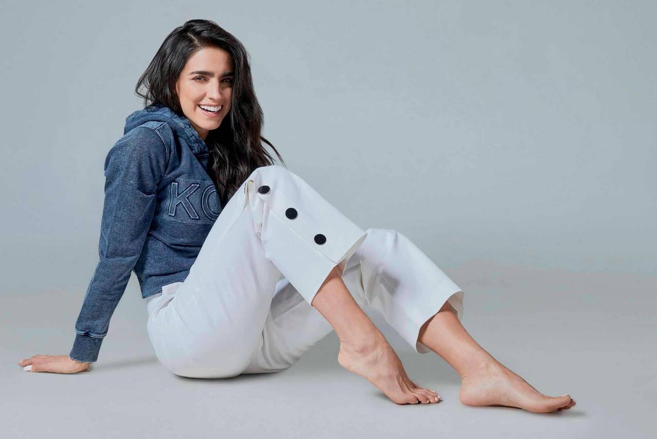 Barbara De Regil Feet